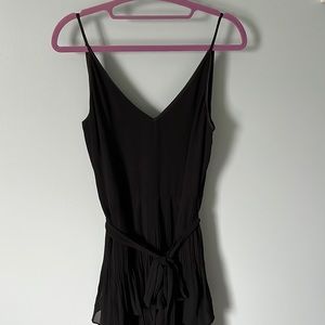 Black White House black market dress!